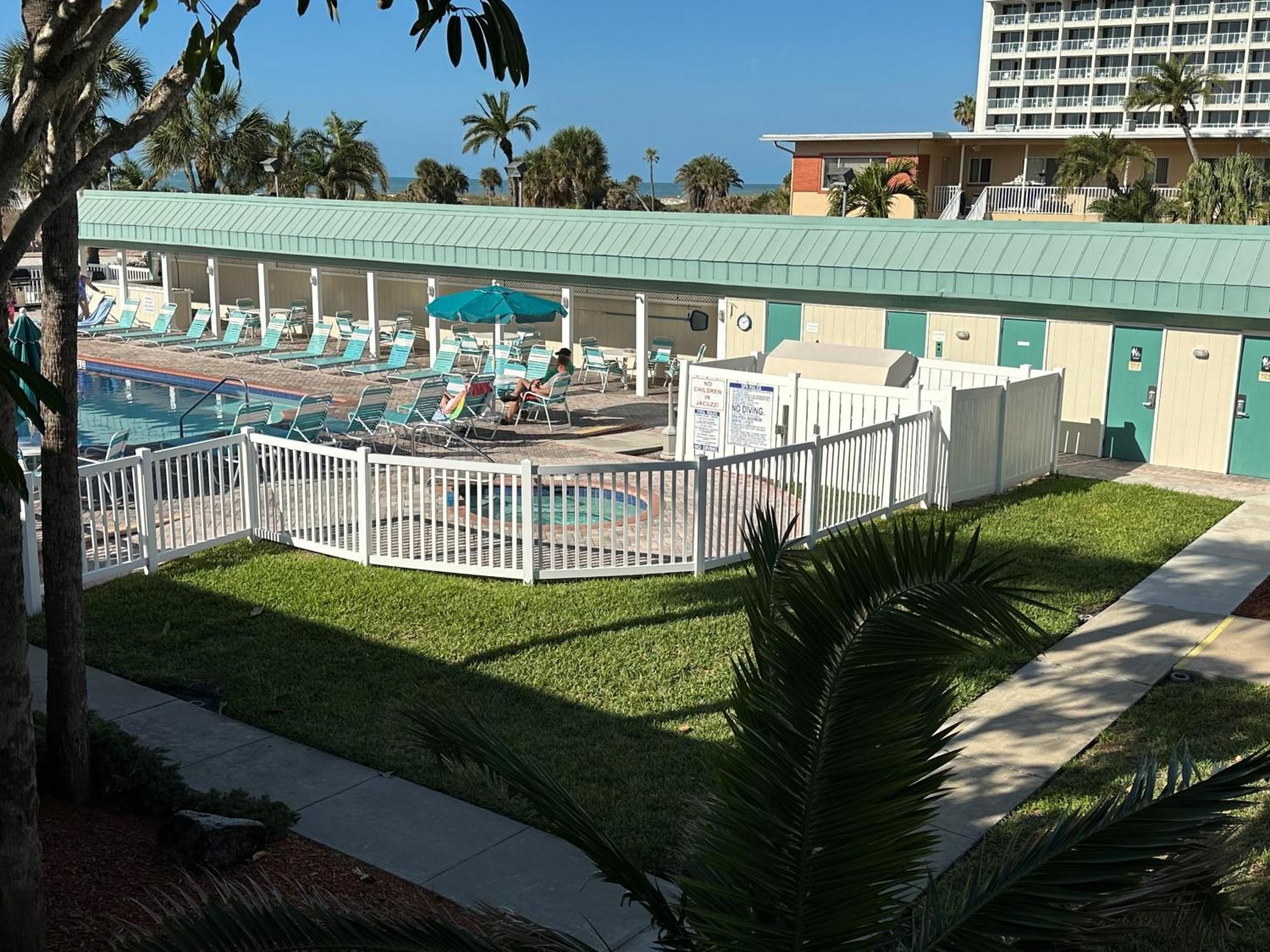 سانت بيتي بيتش Treasure Island Beach Club 727-360-7096 المظهر الخارجي الصورة